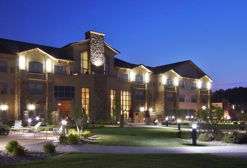 Номер Deluxe, Clubhouse Hotel & Suites Fargo