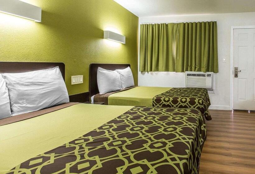 Номер Стандарт 2 Двуспальные Кровати, Rodeway Inn Downtown Hanford