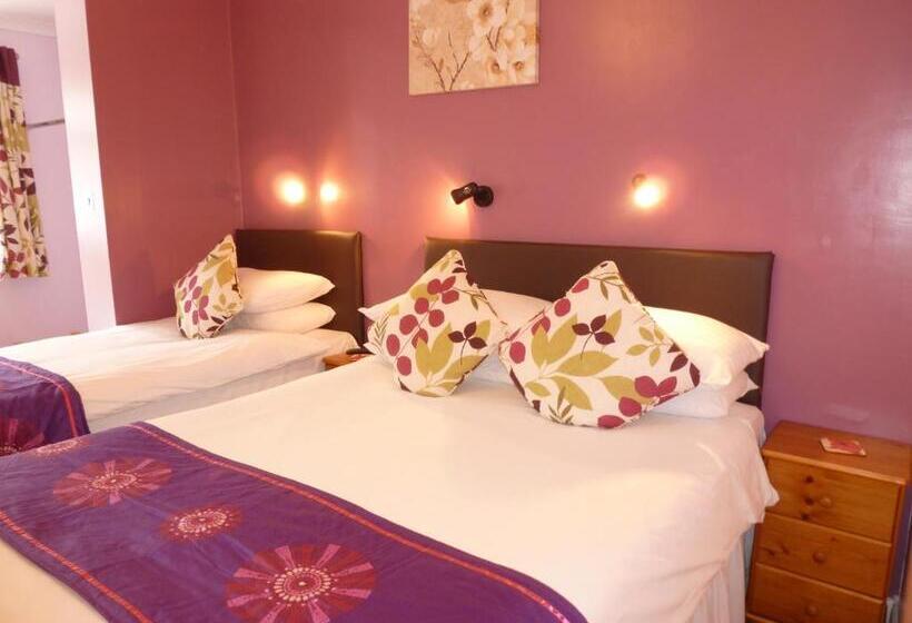 اتاق خانوادگی, Penryn Guest House, Ensuite Rooms, Free Parking And Free Wifi