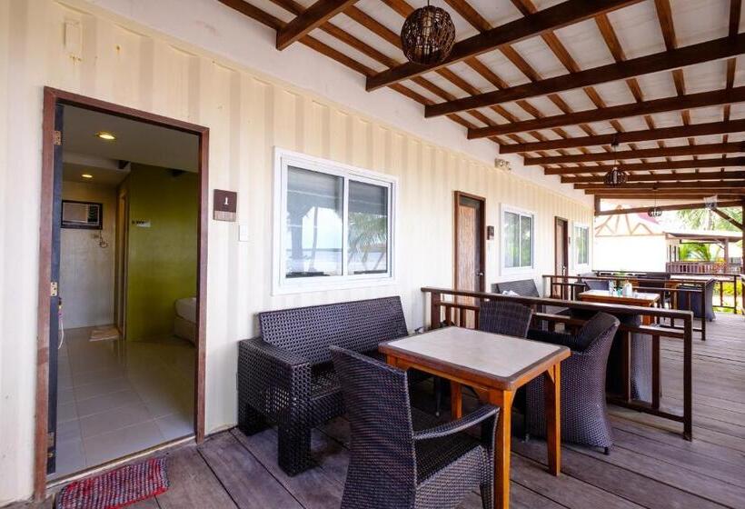 اتاق استاندارد با چشم‌انداز باغ, Anika Island Resort