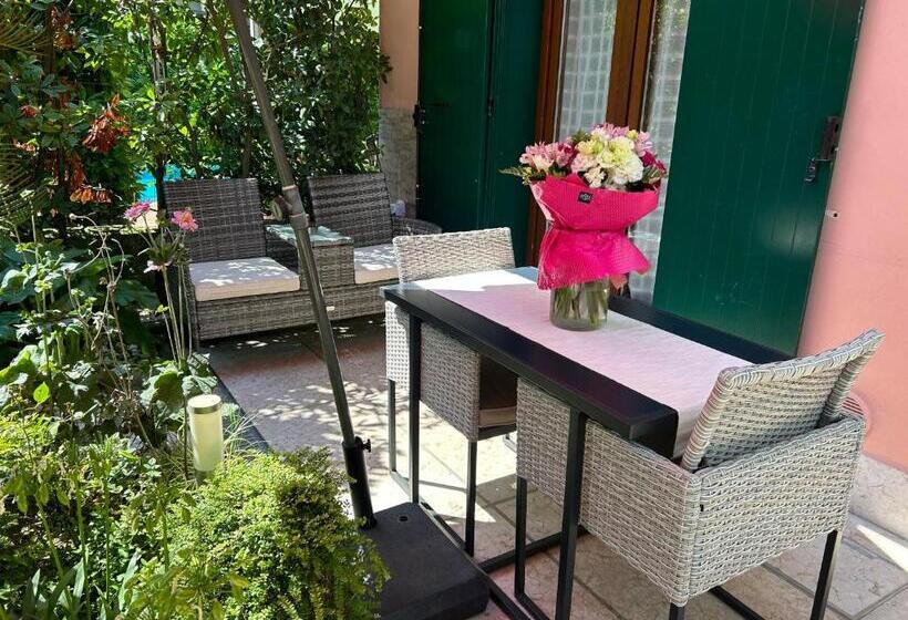 اتاق لوکس, B&b Garda 4u