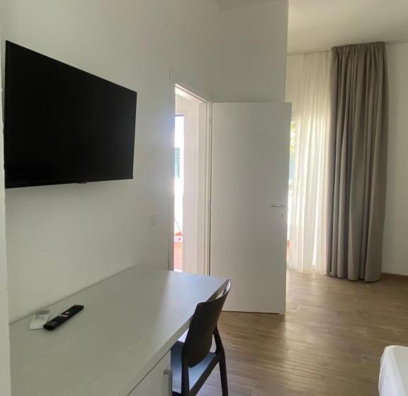 سوییت خانوادگی, Residence Altair   Serra Degli Alimini