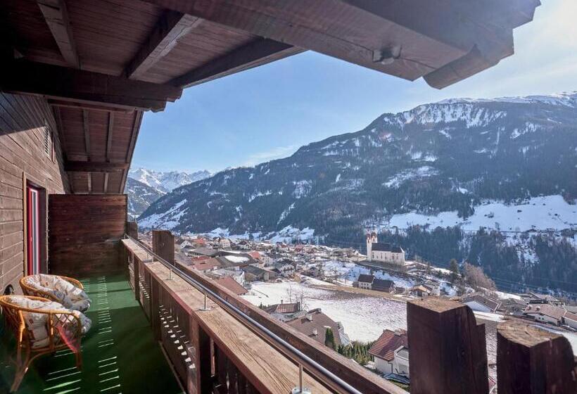 Полулюкс, Panoramahotel Fliesserhof