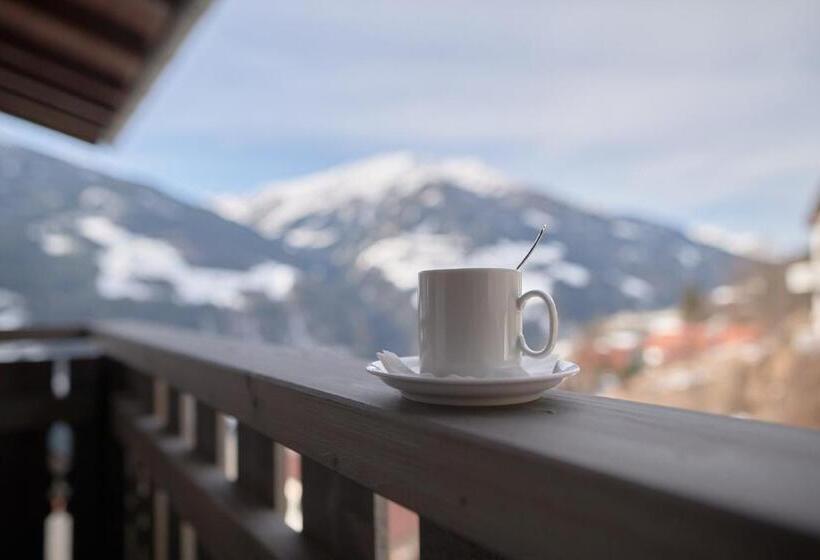 Полулюкс Повышенной Комфортности, Panoramahotel Fliesserhof