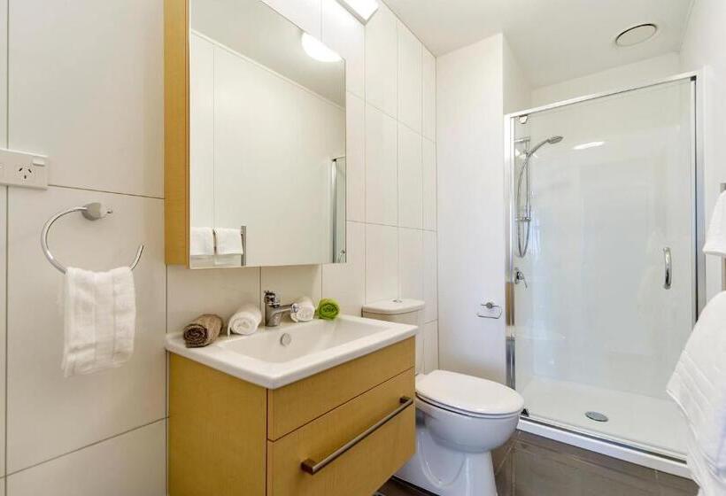 Апартаменты 2 Спальни, Mcentral Apartments Manukau