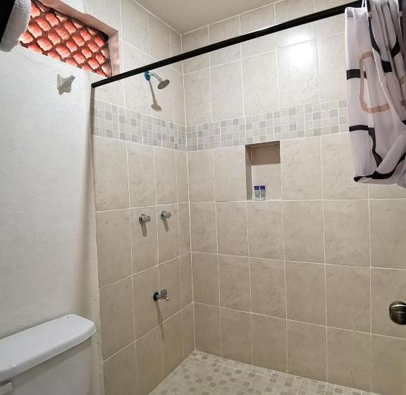 Quarto Estandar Cama King, Casa Pellegrin