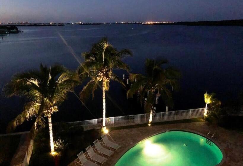 Апартаменты 1 Спальня Вид на Море, The Bc Resort On The Water