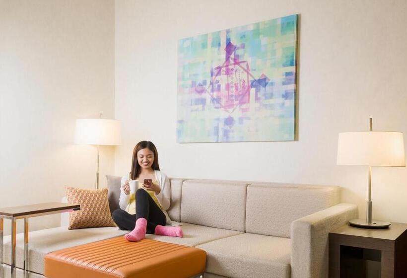 Апартаменты 2 Спальни, Hyatt Place Dubai Wasl District Residences
