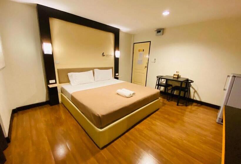 エコノミールーム, Lee's Mark Residence