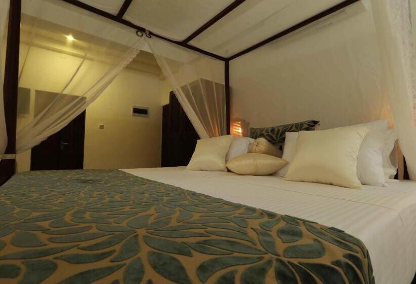 Mini suite with sea view, Rock Fort
