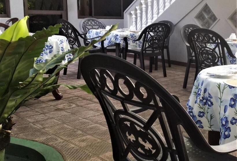 침실 2개 아파트, Sagarika Beach Hotel