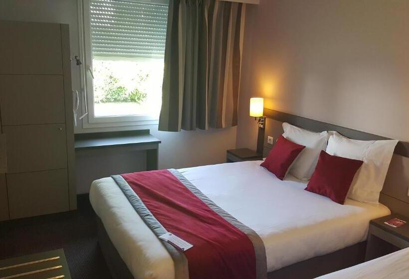 اتاق استاندارد سه نفره, Akena City Saint Witz