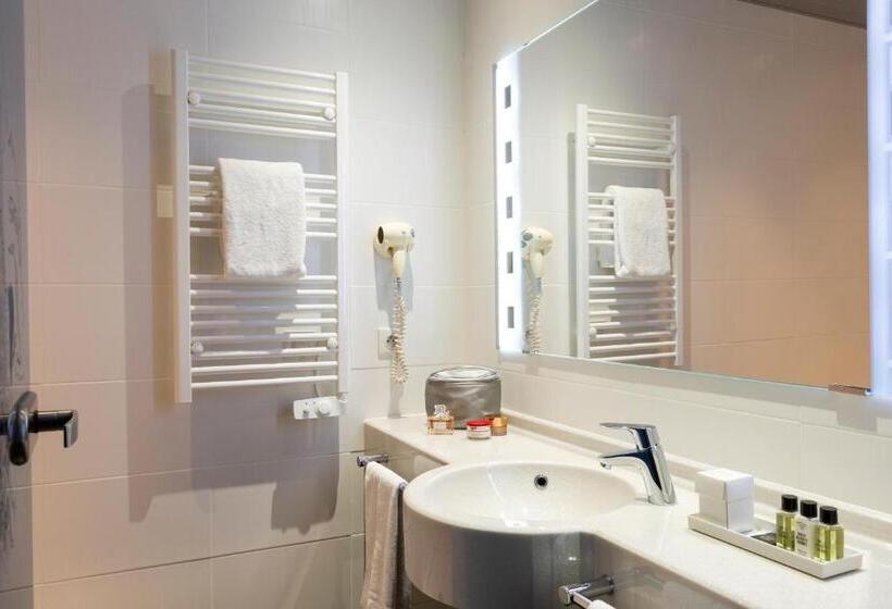 Номер Стандарт, B&b Hotel Colmar Liberté 4 étoiles