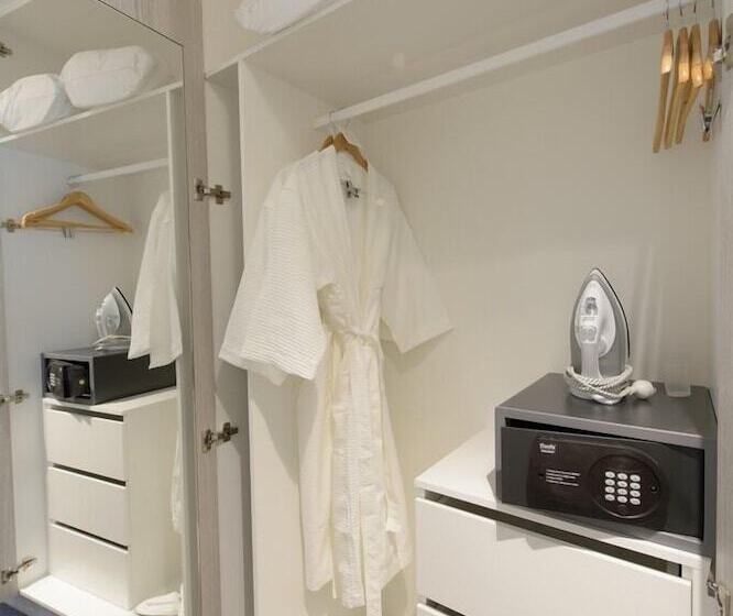 ガーデンビュースイート, Miramare Gardens Boutique Accommodation