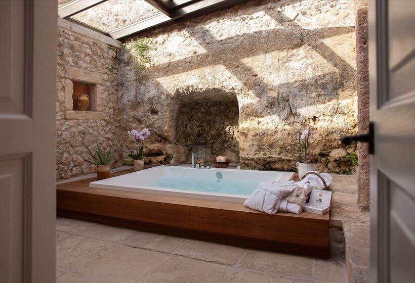 Полулюкс Президентский, Naturalis Bio Resort