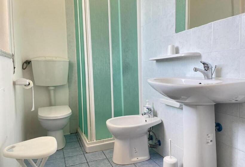 اتاق استاندارد سه نفره, Verter Home Resort