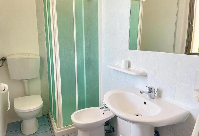 اتاق استاندارد سه نفره, Verter Home Resort