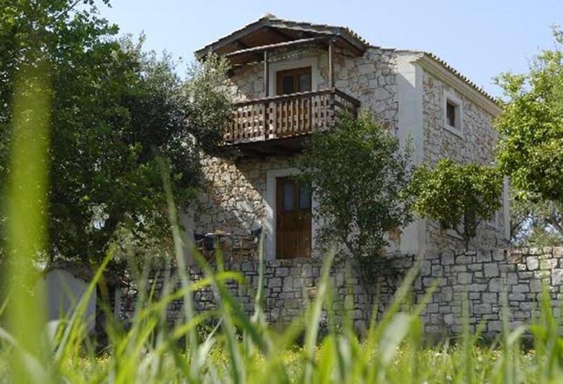 خانه 1 خوابه, Lithies Organic Farm