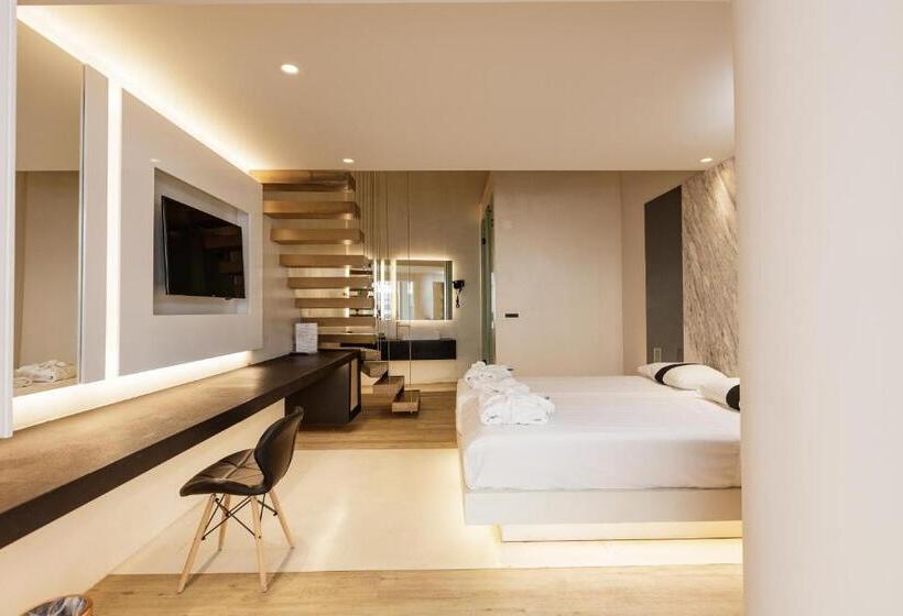 Полулюкс, Kahlua Sea View Suites