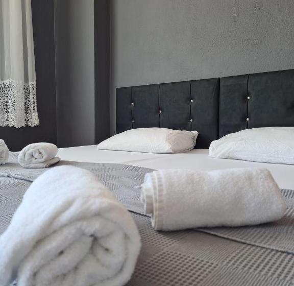 اتاق استاندارد سه نفره, Sword Otel