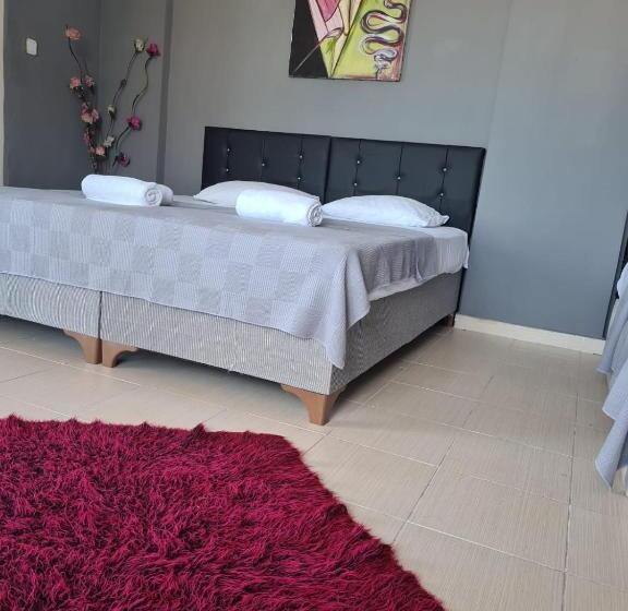 اتاق استاندارد سه نفره, Sword Otel