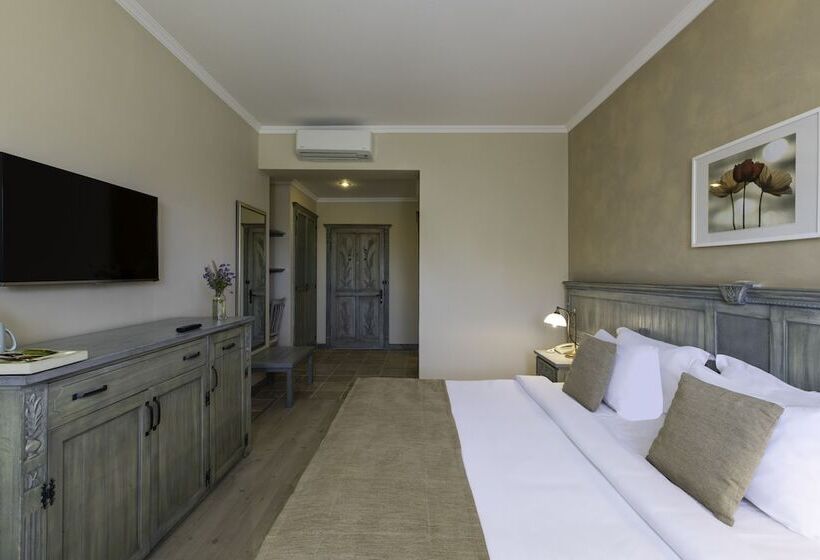 اتاق لوکس با چشم‌انداز باغ, Alaçatı Beach Resort