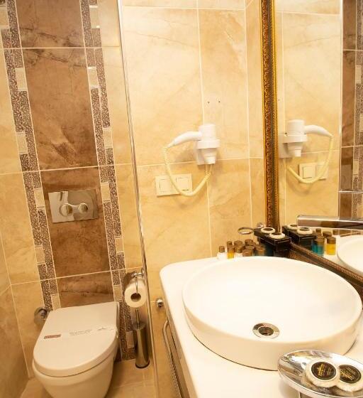سوییت خانوادگی, Empire Suite