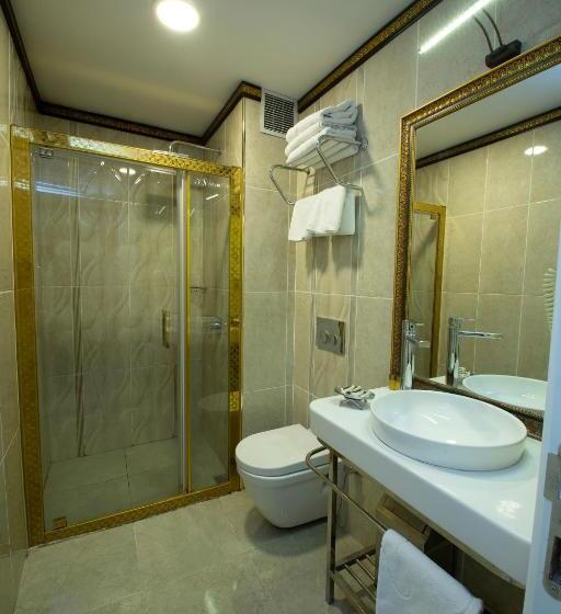 اتاق لوکس سه تخته, Empire Suite