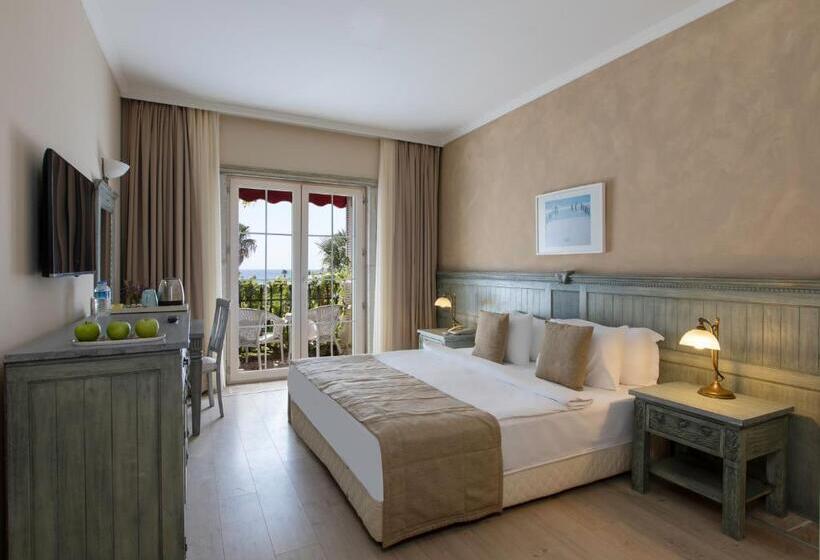 اتاق لوکس با بالکن, Alaçatı Beach Resort