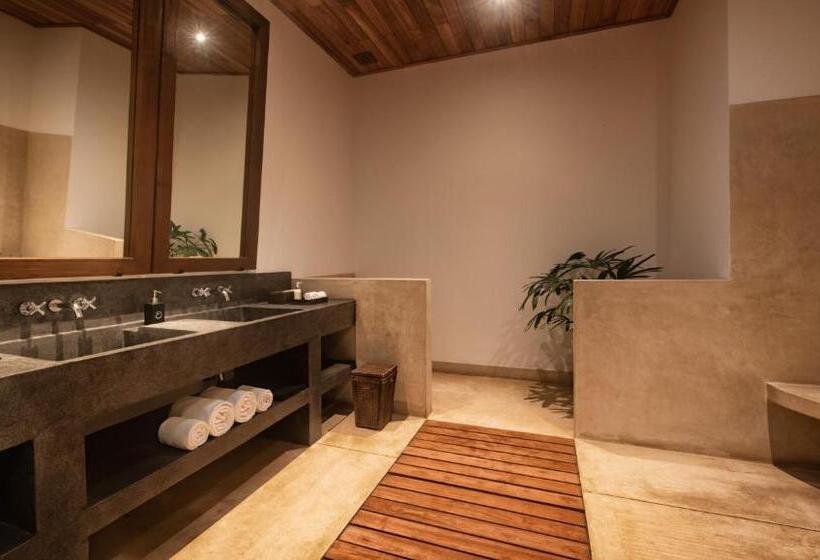 スイート（家族用）, Wallawwa