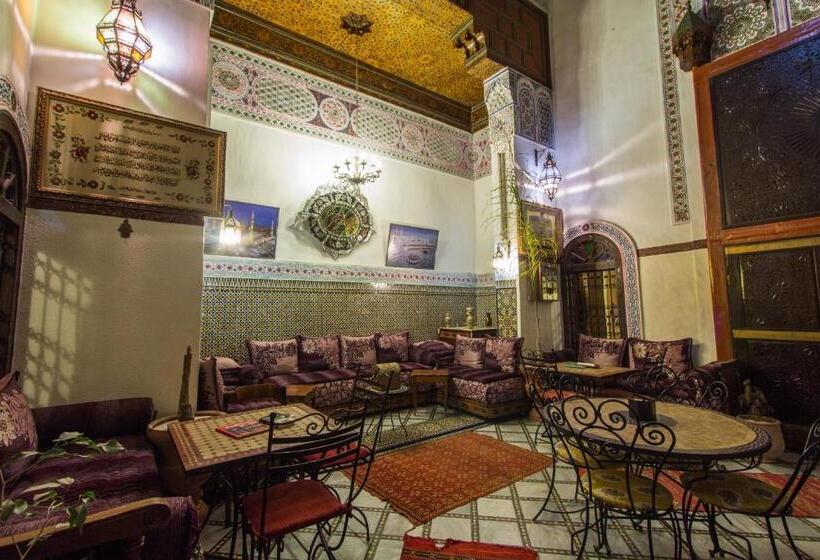 اتاق سوپریور چهار تخته, Riad Meski