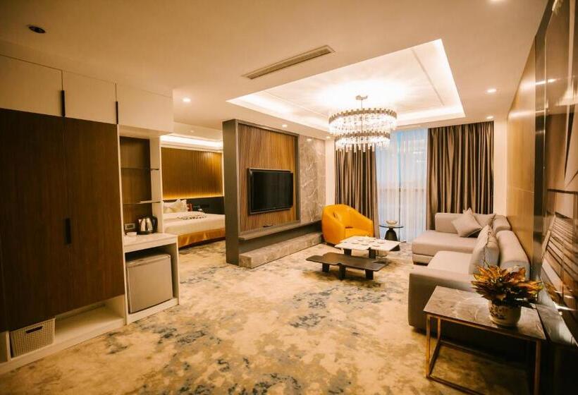 سوییت اجرایی, Songlam Waterfront Hotel   藍江酒店