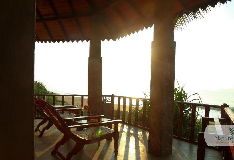 Люкс Superior Вид на Море, Nature Lanka Ayurveda Resort