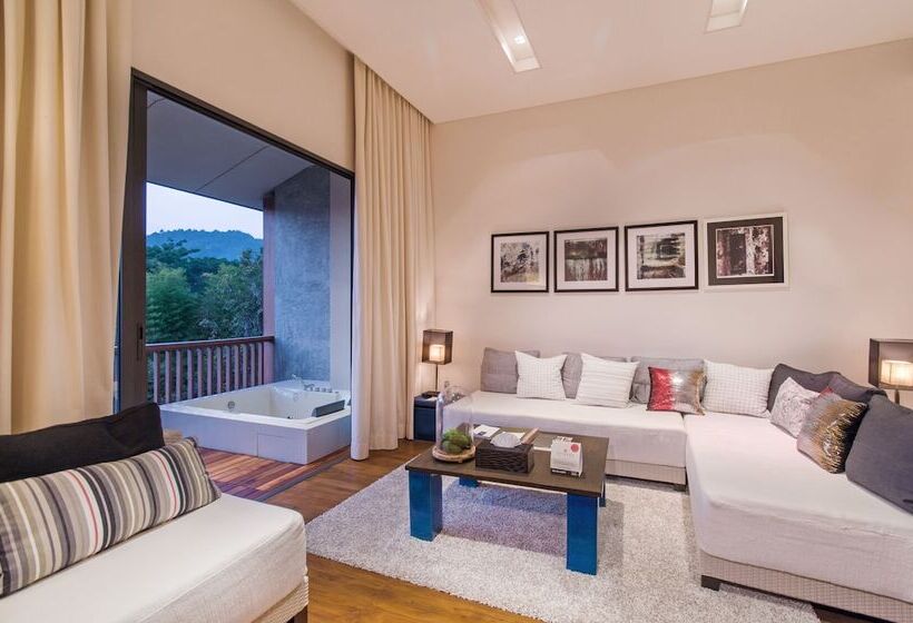 سوییت لوکس, Veranda High Residence