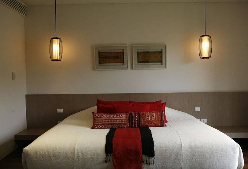 سوییت لوکس, Veranda High Residence