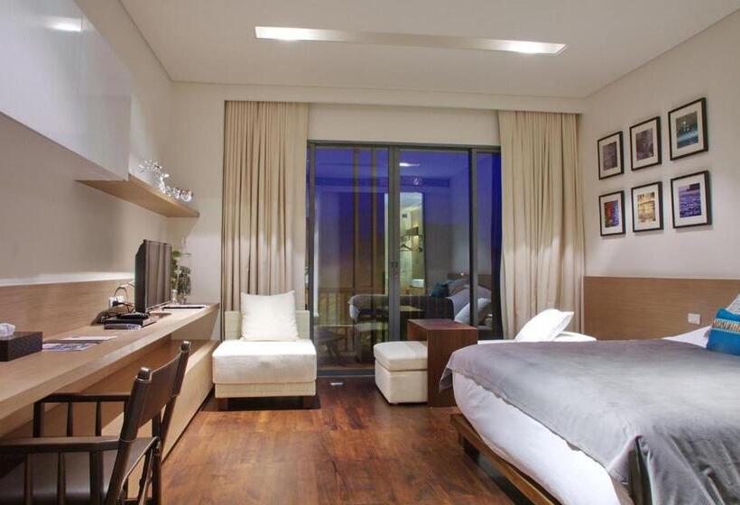 استودیوی استاندارد, Veranda High Residence