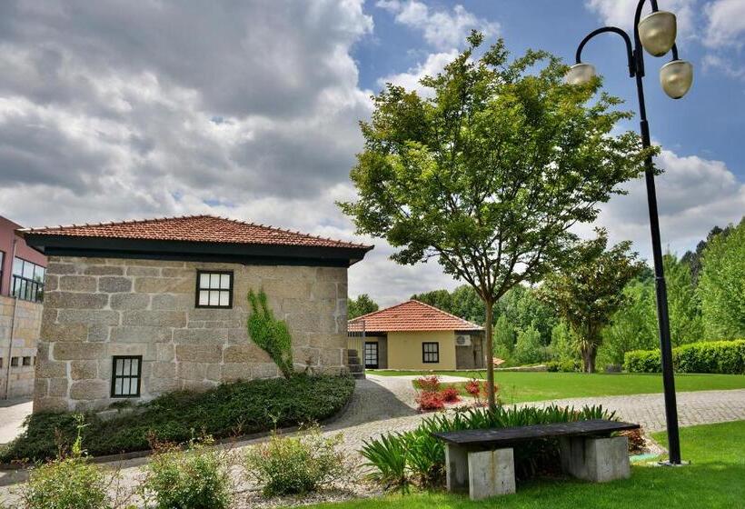 استودیوی استاندارد, Aldeia Do Tâmega