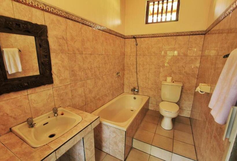 Люкс Семейный 2 Спальни, Ben S Homestay