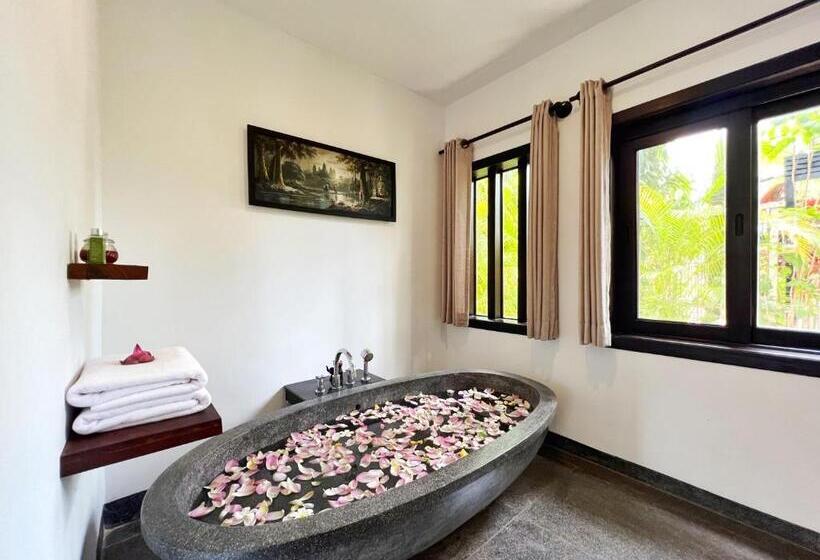 اتاق لوکس, The Bliss Angkor