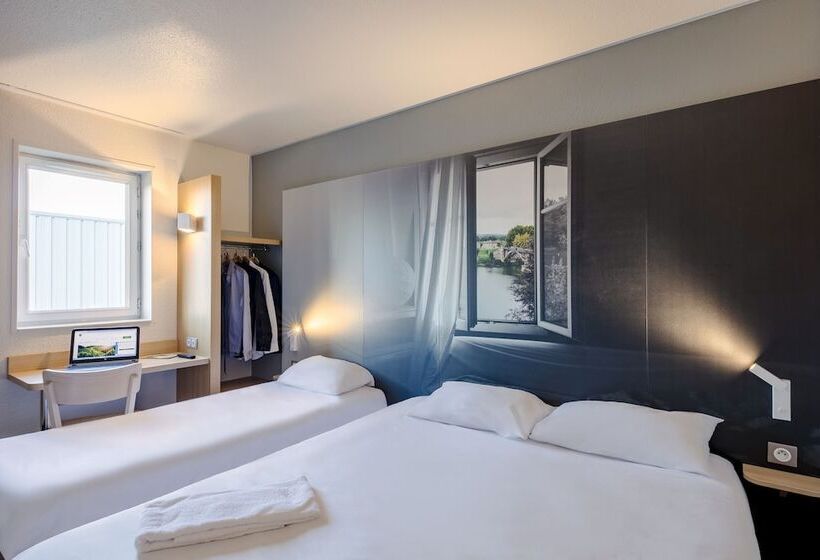 اتاق استاندارد سه نفره, B&b Hotel Poitiers 1 Futuroscope