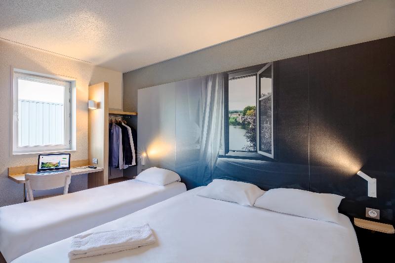 اتاق استاندارد سه نفره, B&b Hotel Poitiers 1 Futuroscope