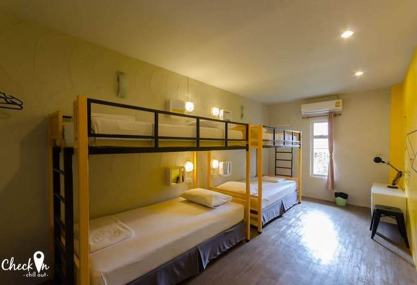 Кровать в Общей Комнате, Monkey Dive Hostel Khaolak