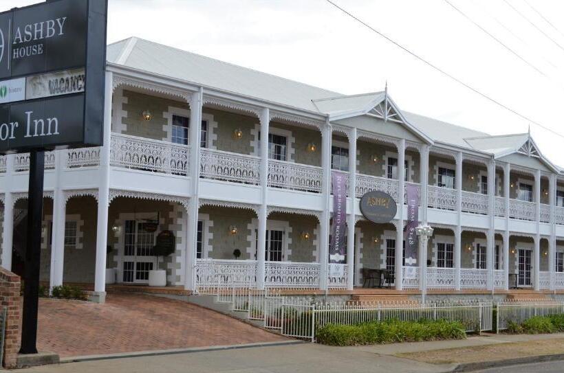 سوئیت پریمیوم, Quality Inn Ashby House Tamworth