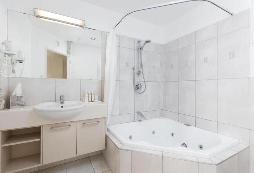 Апартаменты 3 Спальни, Palazzo Motor Lodge