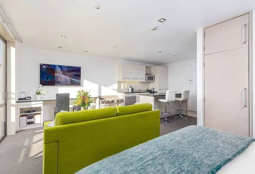 Студио Executive, Palazzo Motor Lodge