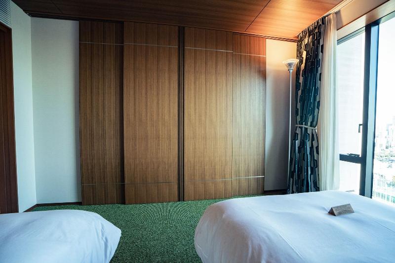 패밀리 룸, Edgecliff Lodge Motel