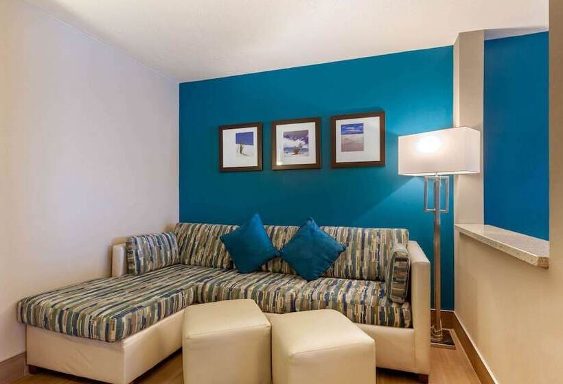 Люкс, Comfort Suites Of Las Cruces I 25 North