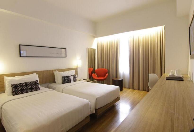 Номер Deluxe, Grand Zuri Malioboro