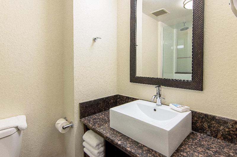 Номер Superior Кровать Кинг, Red Roof Inn Locust Grove