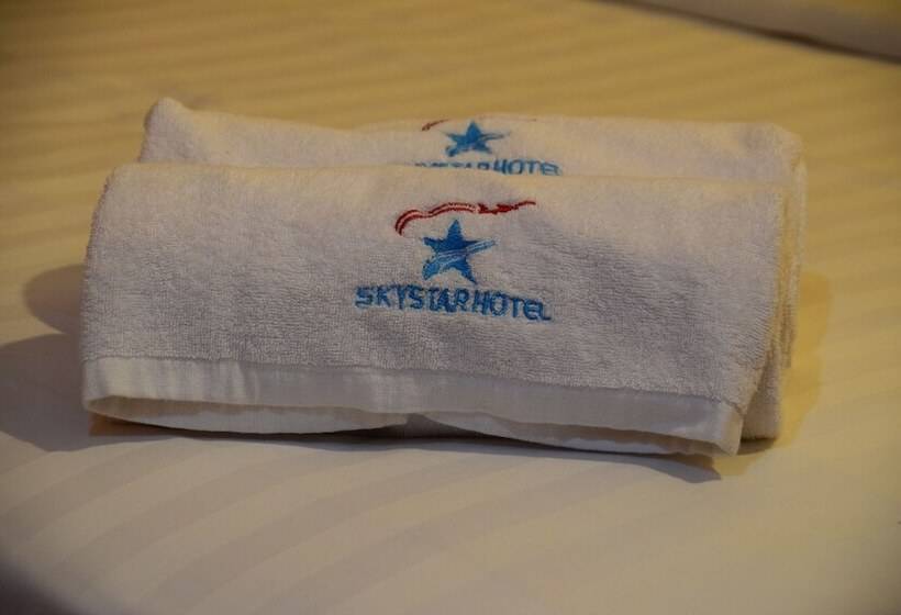 سوییت خانوادگی, Sky Star Hotel At Klia Klia2